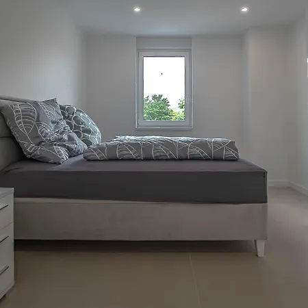 Urbanes Wohnen In Der Gartenstrasse Apartament